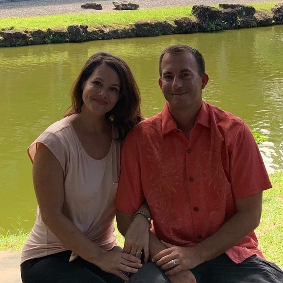 Meet your Posher, Christa - Picture 2 of 2